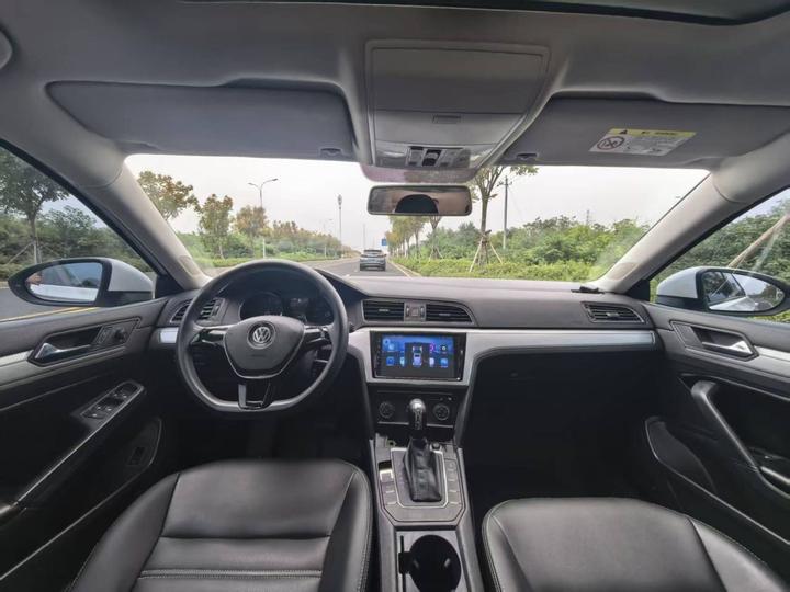 Lamando 2018 230TSI DSG photo 8