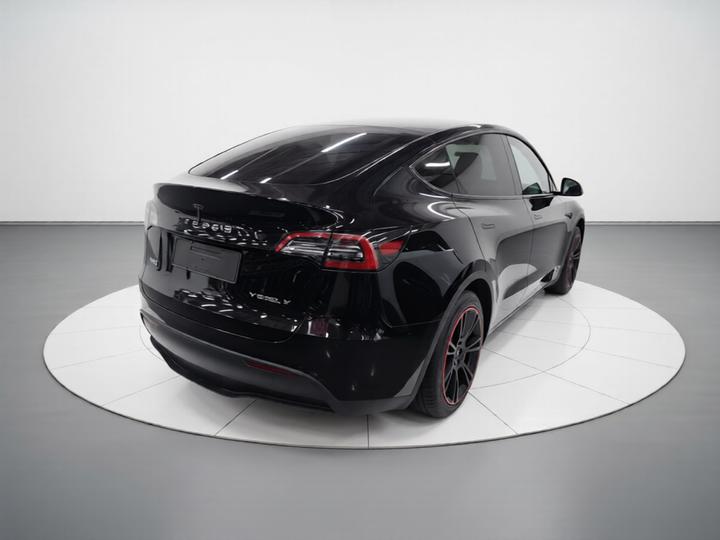 Model Y 2022 Facelift RWD photo 6
