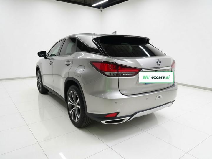 RX 2020 300 AWD Elegant China VI photo 4