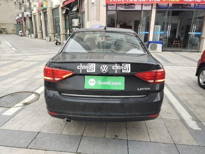 Lavida 2015 1.6L AT Comfort photo 3