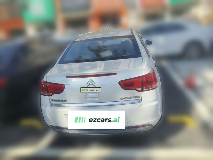 2013 Sedan 1.6L AT photo 5