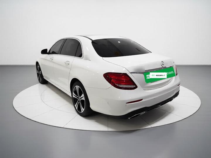 E-Class 2018 Facelift E 200 L Sport photo 4