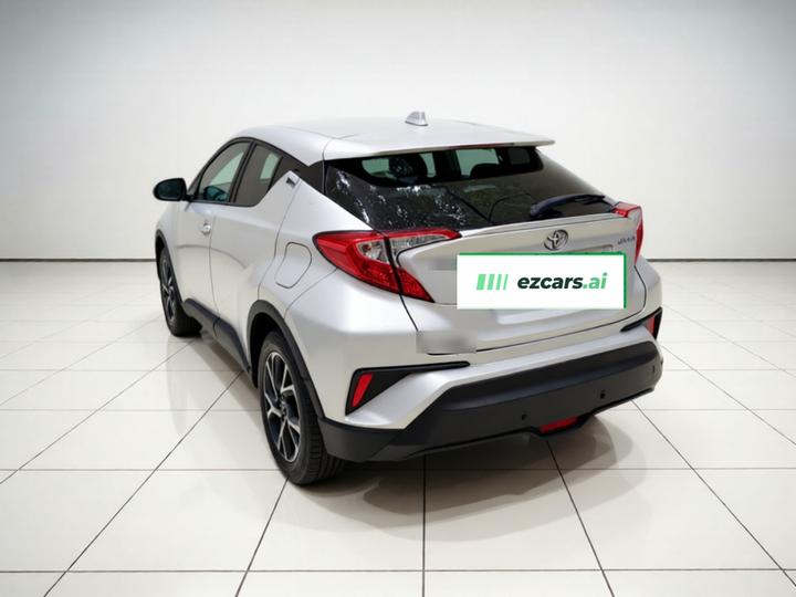 C-HR 2020 2.0L Leading photo 4