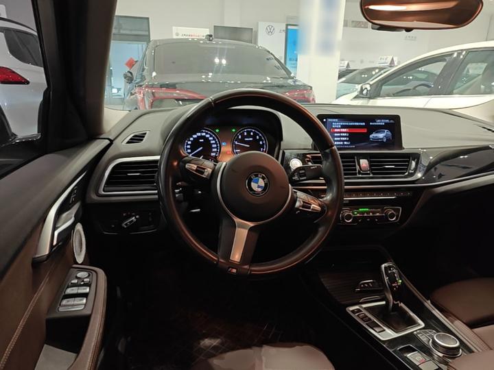 1 Series 2021 120i M Sport photo 6