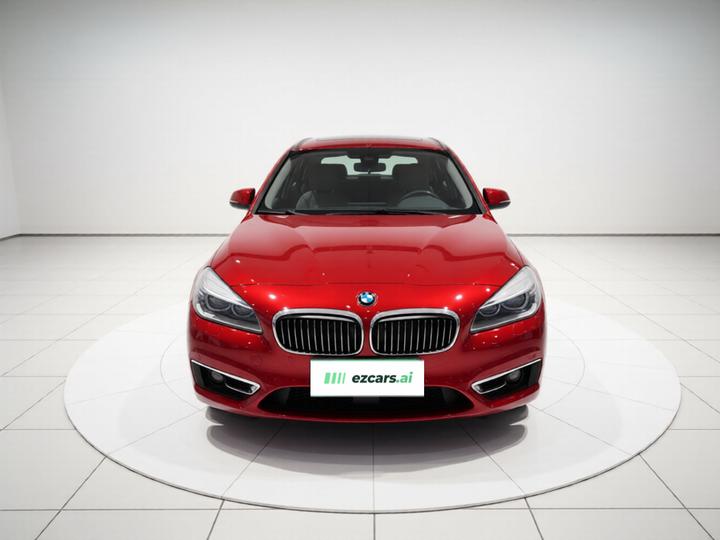 2 Series Wagon 2016 218i Sport Design Package photo 2