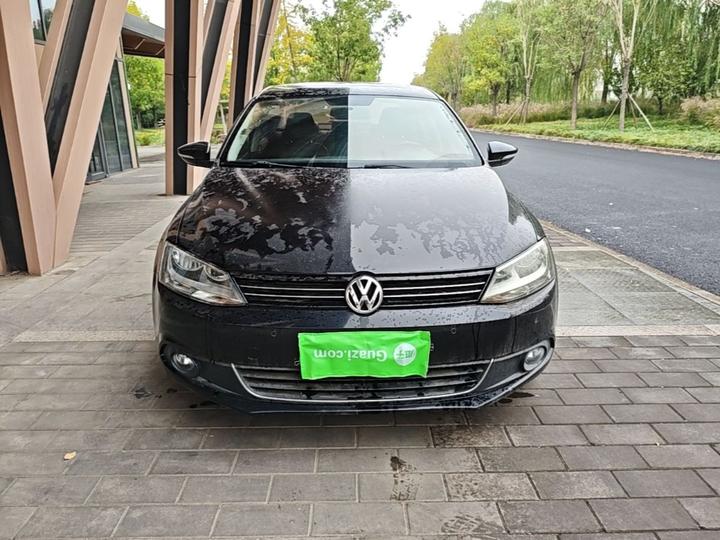 Sagitar 2014 Facelift 1.4TSI AT Luxury photo 2