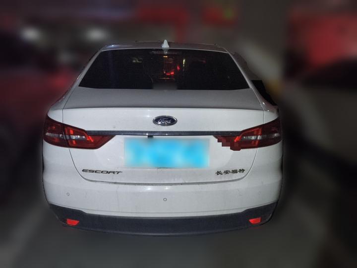Escort 2019 Facelift 1.5L AT China VI photo 5
