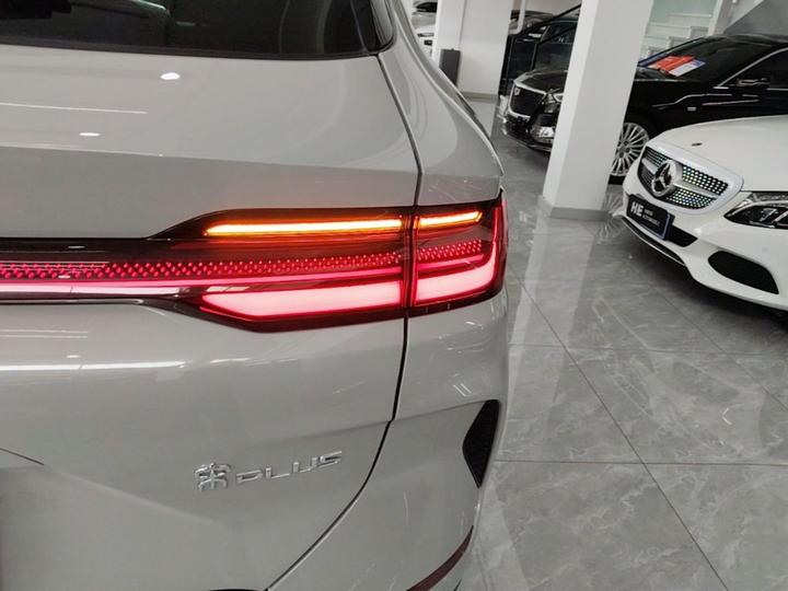 Song PLUS EV 2025 DM-i 112KM Premium photo 7