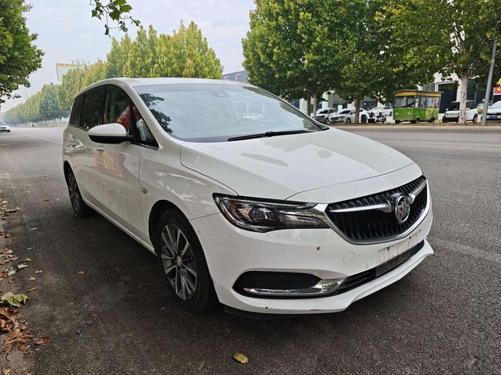 GL6 2018 18T 6-Seater Premium photo 3