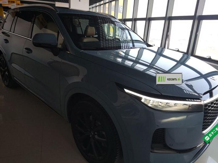 Li Auto ONE 2021 EREV 6-Seater photo 3