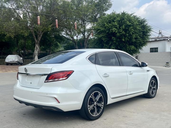 MG6 2017 20T MT Luxury Connected China V photo 6