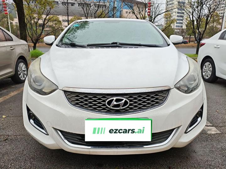 Elantra 2016 1.6L AT Smart photo 2