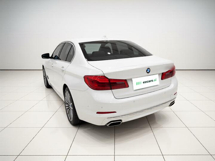 5 Series 2018 Facelift 530Li Exclusive Luxury photo 4