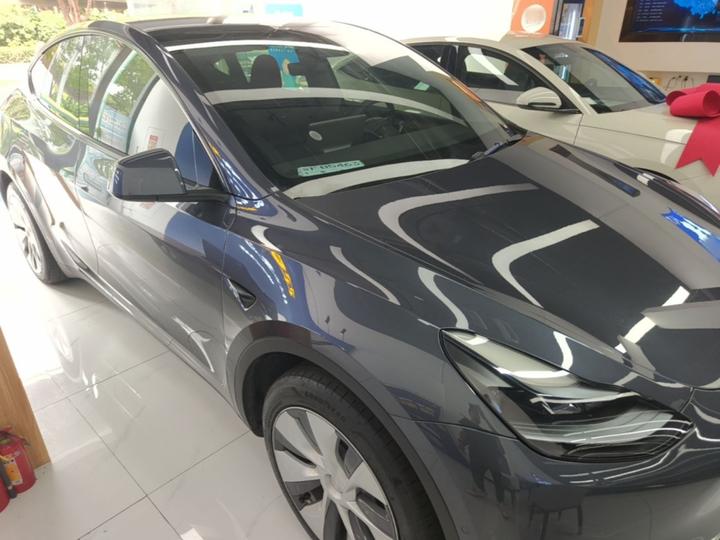 Model Y 2022 Facelift RWD photo 3