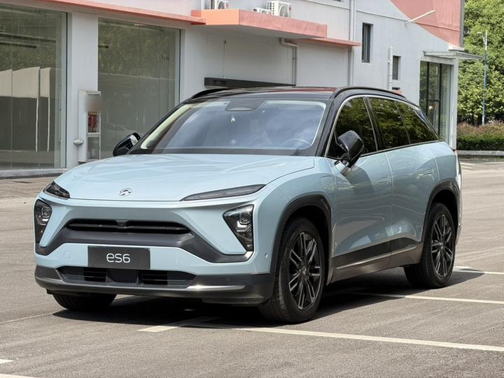 ES6 2020 600KM Sport