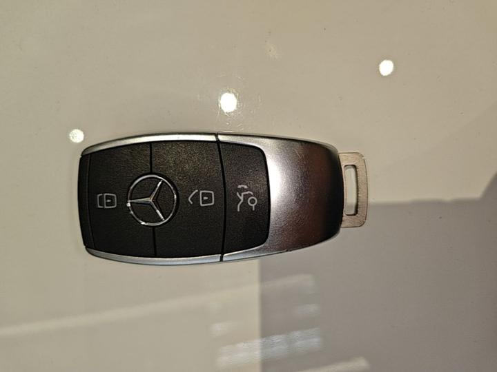 C-Class Imported 2020 C 260 Coupe photo 8