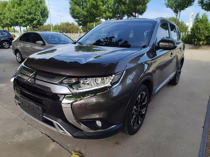 Outlander 2020 2.0L RWD Enjoy 5-Seater