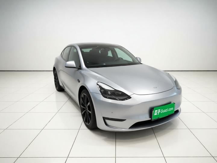 Model Y 2022 Facelift Long Range AWD photo 3