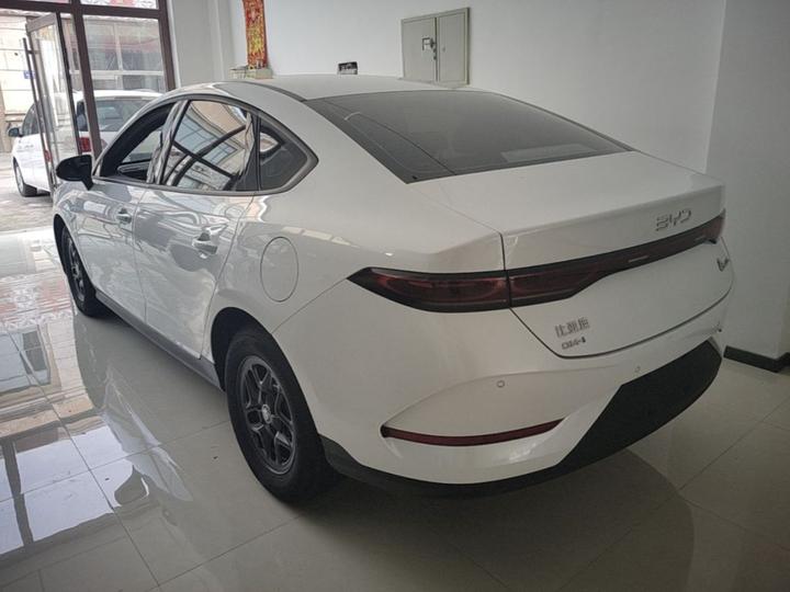 Qin PLUS 2025 DM-i ADAS 55KM Leading photo 4