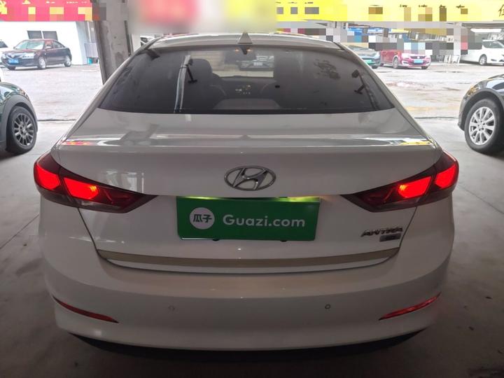 Elantra 2016 1.6L AT Smart Elite photo 5