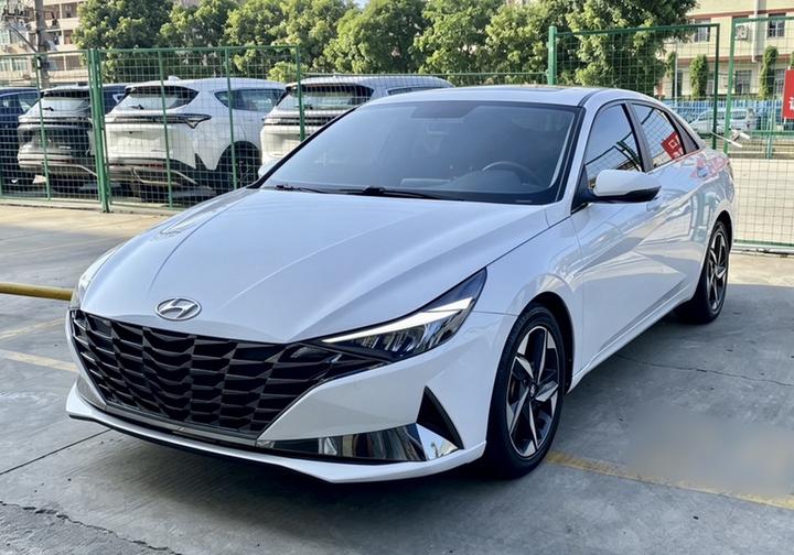 Elantra 2022 1.5L CVT GLX Elite