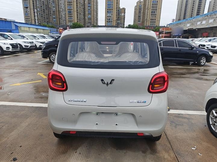 Hongguang MINIEV 2025 4th Gen 4-Door Advanced photo 3