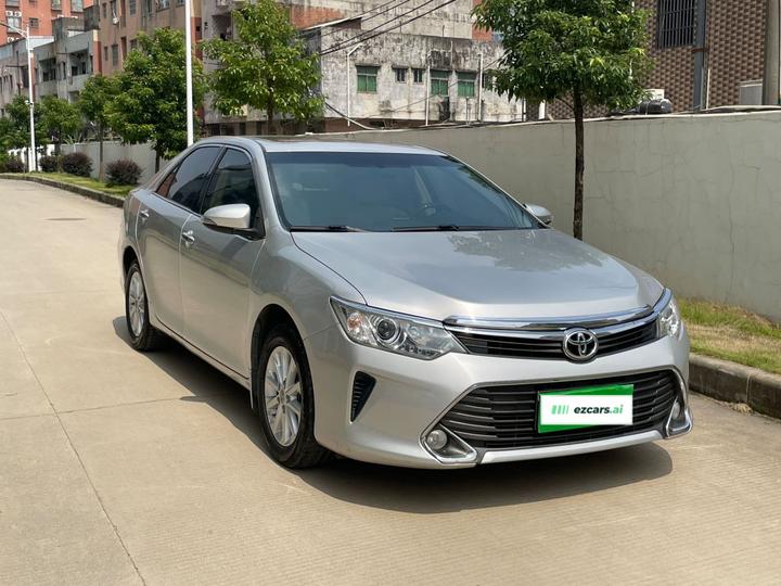 Camry 2015 2.0G Leading photo 2