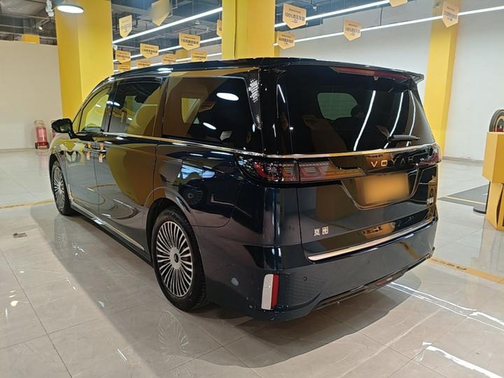 Voyah Dreamer 2025 PHEV AWD Premium Qiankun photo 4