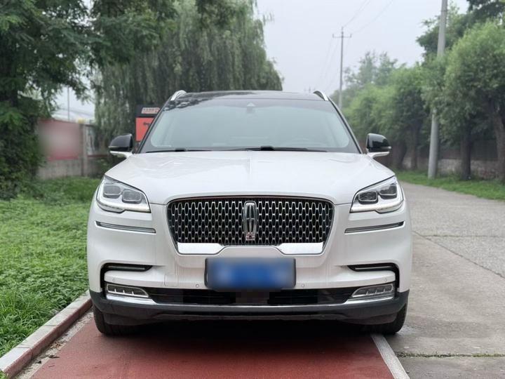 Aviator 2020 3.0T V6 AWD Executive photo 2