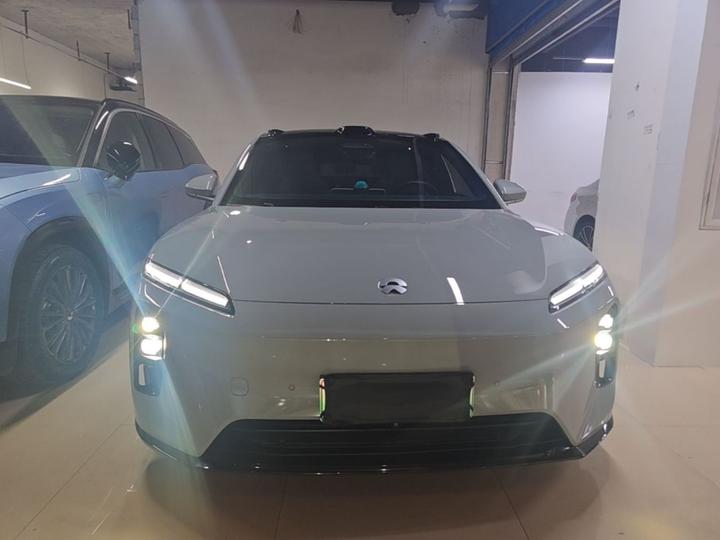 ET5T 2025 75kWh Touring photo 2