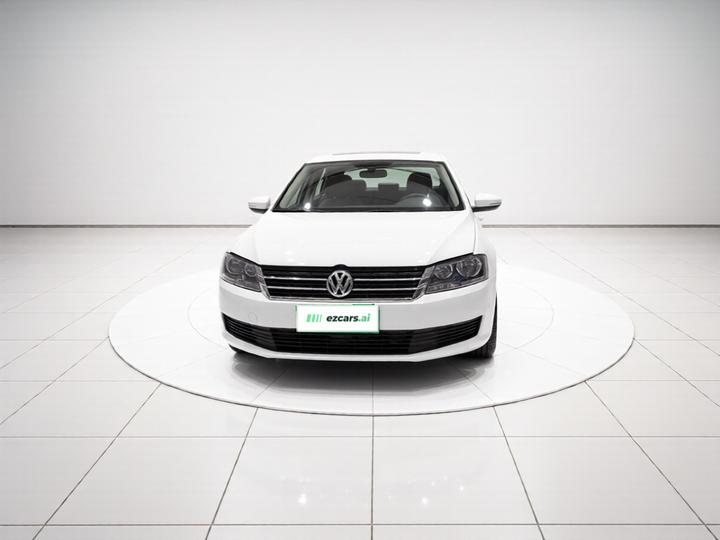 Lavida 2013 Facelift Classic 1.6L MT photo 2