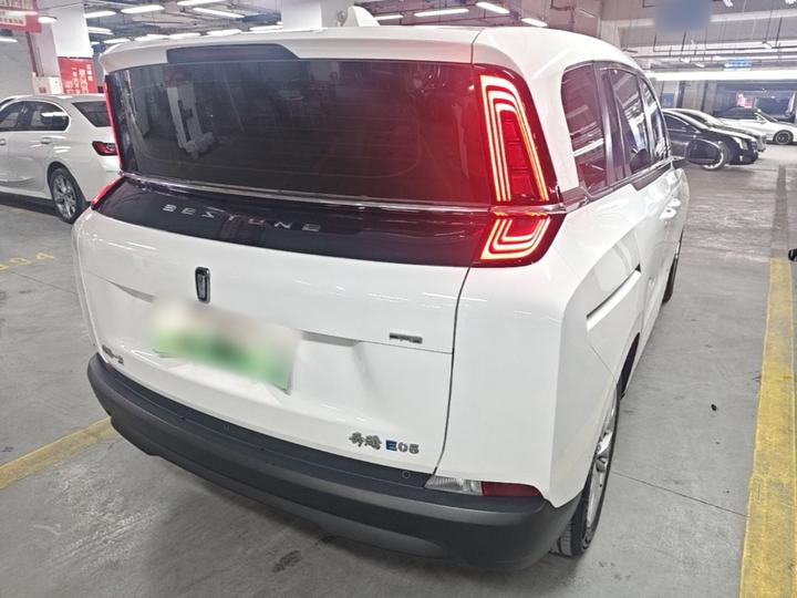 Bestune NAT 2023 PRO 425km photo 4