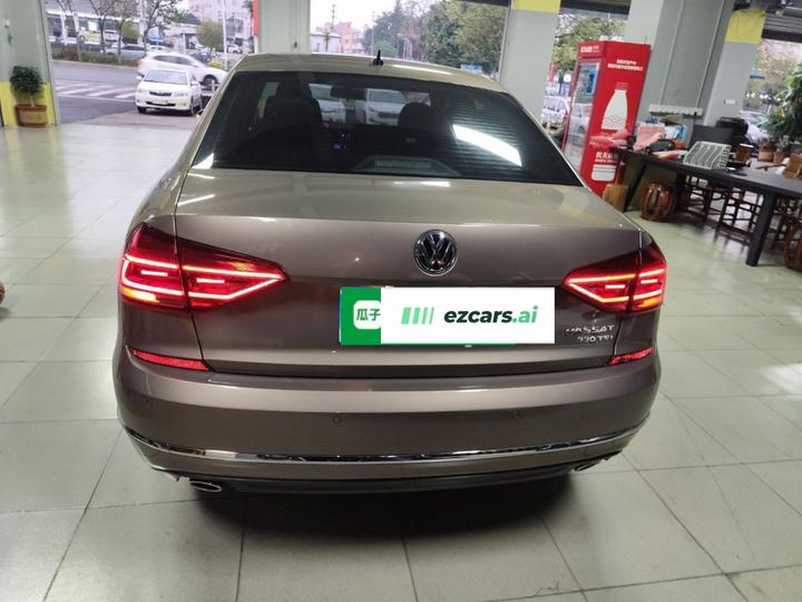 Passat 2017 330TSI DSG photo 3