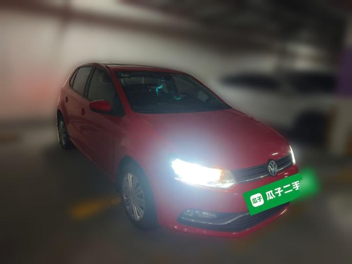 Polo 2016 1.6L AT Comfort photo 3