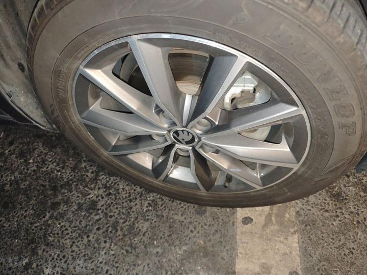 Octavia 2017 1.6L MT photo 8
