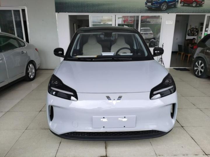 Wuling Bingo PLUS 2024 330km 5-Seater photo 2