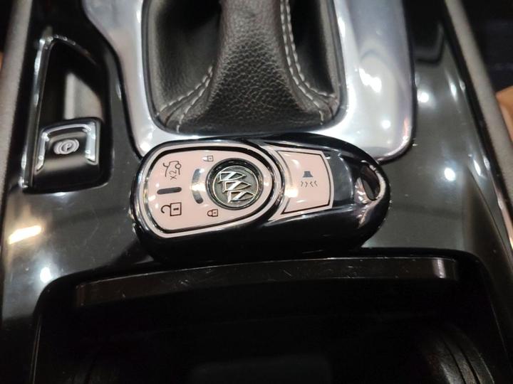 Regal 2017 20T Elite photo 8