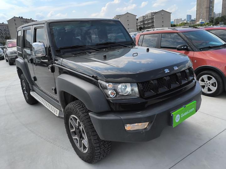 BJ40 2016 40L 2.3T AT AWD Exclusive photo 3