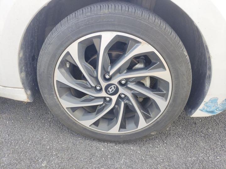 Elantra 2019 1.4T DCT photo 8