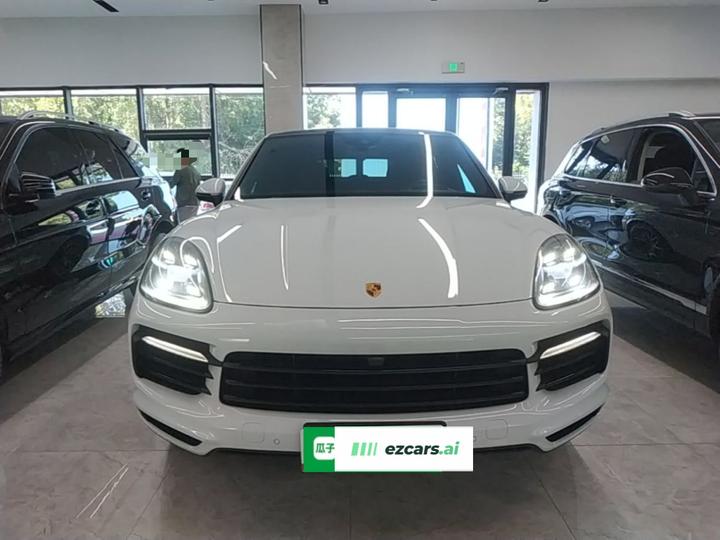 2019 Cayenne Coupé 3.0T photo 2