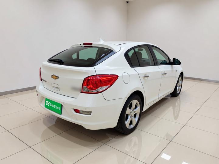 2013 Hatchback 1.6T AT Flagship photo 5