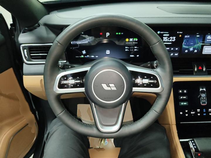 Li Auto ONE 2021 EREV 6-Seater photo 6