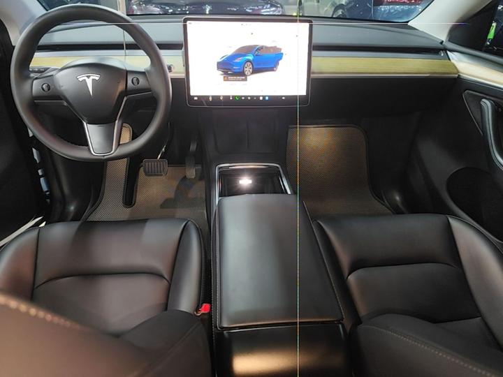 Model Y 2022 Facelift RWD photo 5