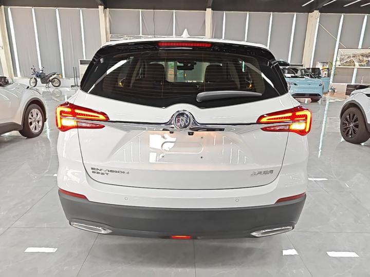 Envision 2021 532T RWD Luxury photo 3