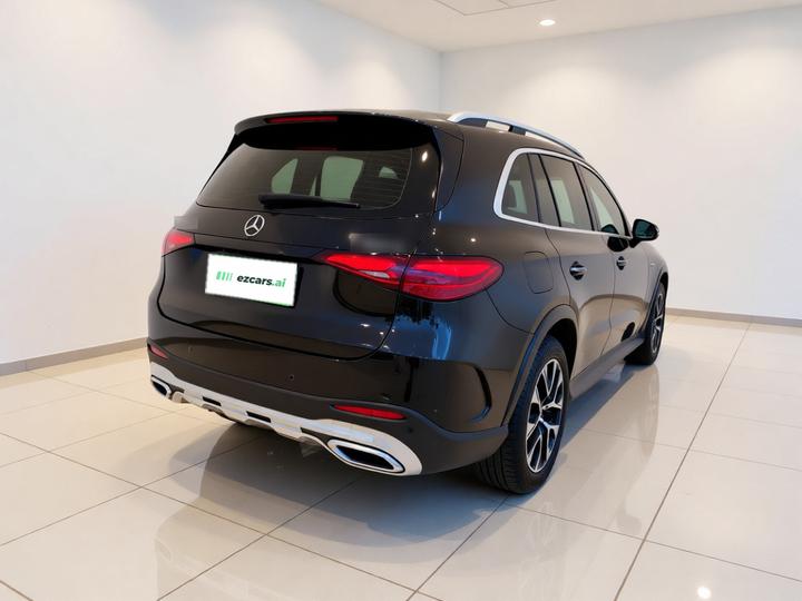 GLC 2023 GLC 260 L 4MATIC Luxury 5-Seater photo 6
