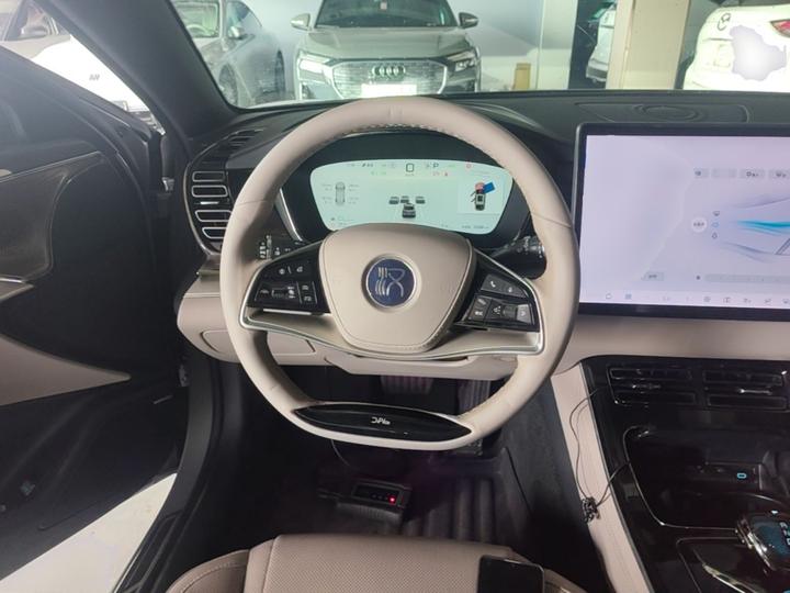 Han 2025 DM-i 125KM Premium photo 5