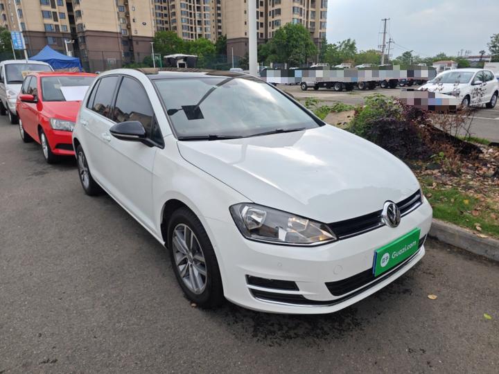Golf 2017 230TSI AT Luxury Anniversary Edition photo 3
