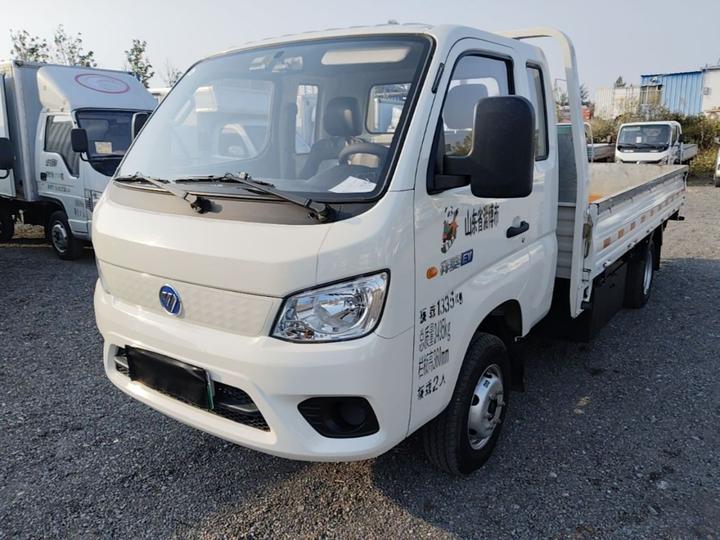 Xiangling M EV 2023 M2 Long Wheelbase