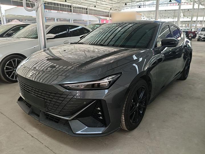 UNI-V 2022 1.5T Premium