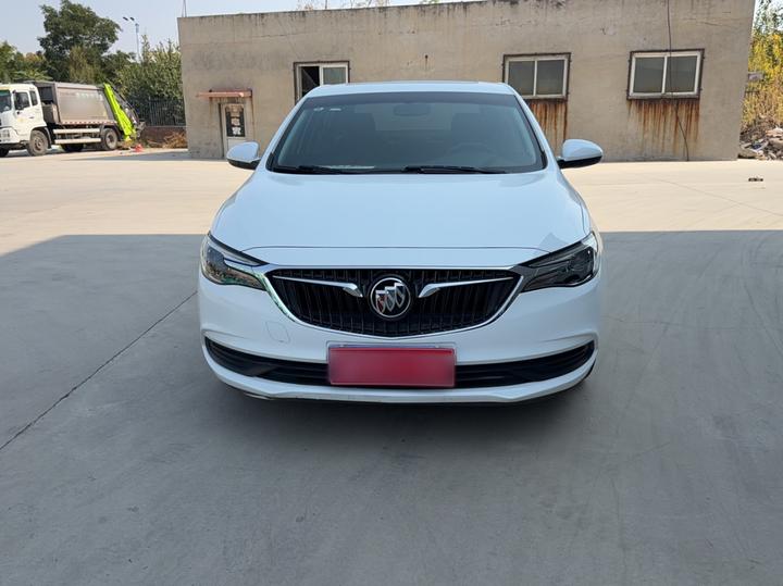 Excelle 2021 Facelift Classic 1.5L AT Elite photo 2
